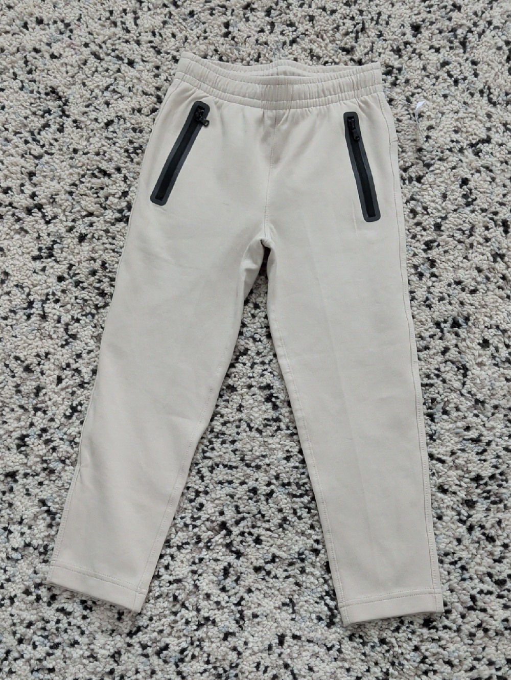 Old Navy Cream Pull-On Jogger Pants with Black Zipper Details size 6-7 boys